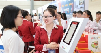 Tải App trúng Vespa, ở nhà và mua sắm online