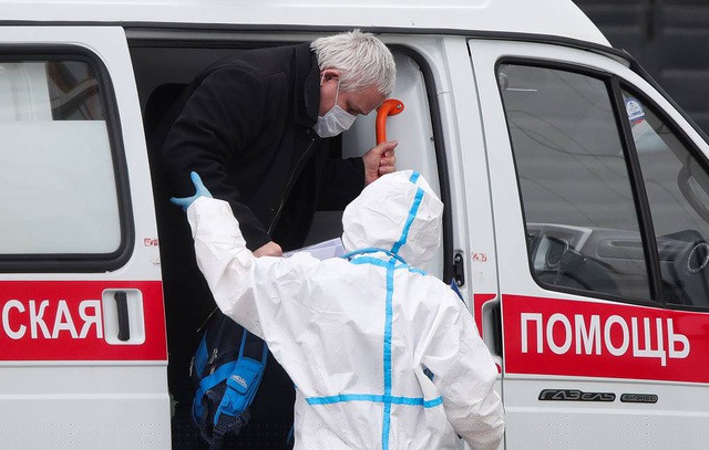 Nga đ&atilde; bước v&agrave;o ng&agrave;y thứ 5 li&ecirc;n tiếp ghi nhận số ca Covid-19 mới vượt mốc 10.000 (Ảnh minh họa: Tass)