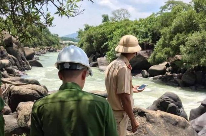 dfa3e6a78ce465ba3cf5