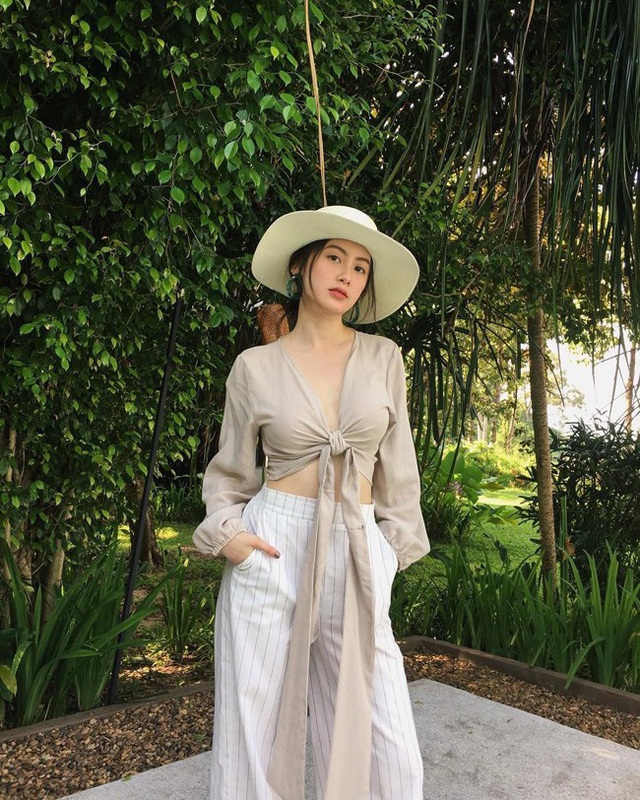 Phong cách thời trang của Phoiphailin Sivilay luôn được đánh giá cao, hợp xu thế.