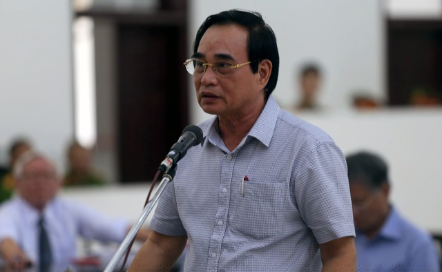 Bị c&aacute;o Văn Hữu Chiến n&oacute;i trước t&ograve;a ng&agrave;y 10/5.