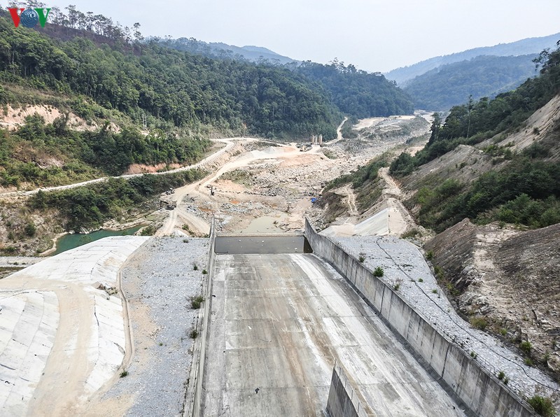 Chùm ảnh: 'Đánh cắp' nguồn nước của dòng sông ở Tây Nguyên - Ảnh 7.