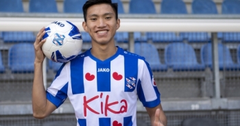 Heerenveen đàm phán với CLB Hà Nội về Đoàn Văn Hậu