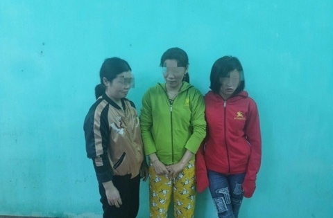 Triệt phá "động" mại dâm trong quán karaoke Sông Quê ở Quảng Bình