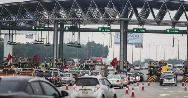 Tin kinh tế 7AM: Đề nghị tăng phí để "cứu" nhà đầu tư BOT; USD suy yếu, giá vàng vọt tăng trở lại