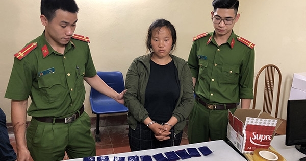 Sơn La: Bắt "nữ quái" vận chuyển hơn 11 nghìn viên ma tuý tổng hợp