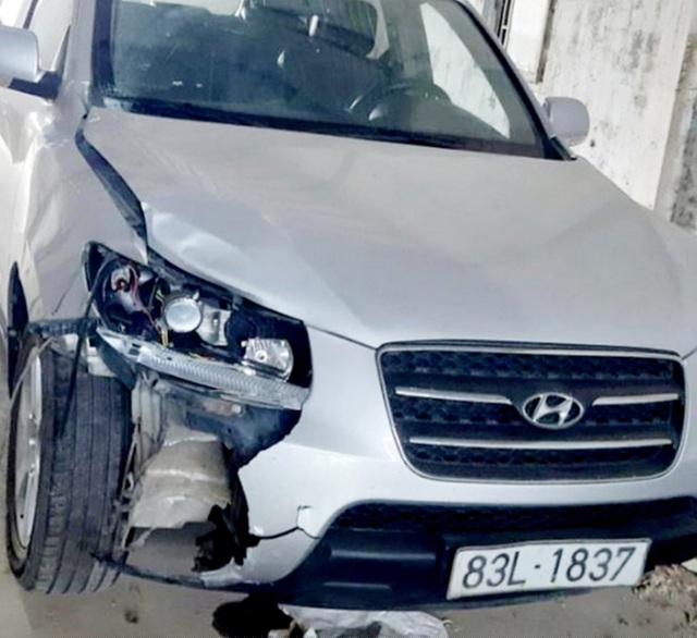 Chiếc xe được &ocirc;ng S&oacute;n điều khiển g&acirc;y tai nạn.