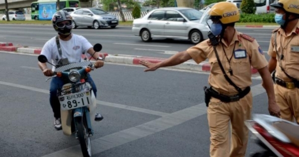 Tổng kiểm soát phương tiện: Tước 737 giấy phép lái xe các loại