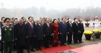 Lãnh đạo Đảng, Nhà nước và thành phố Hà Nội vào Lăng viếng Chủ tịch Hồ Chí Minh