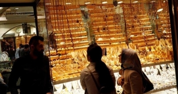 Giá vàng hôm nay 20/5: Từ đỉnh cao, giá vàng giảm "sốc"