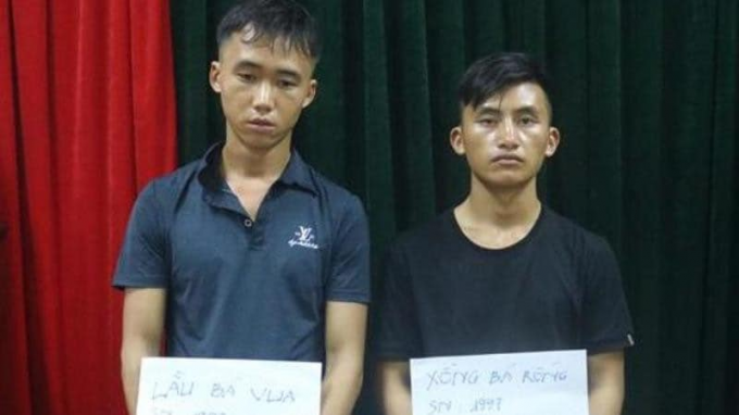 Hai đối tượng bị bắt giữ tại cơ quan Công an.