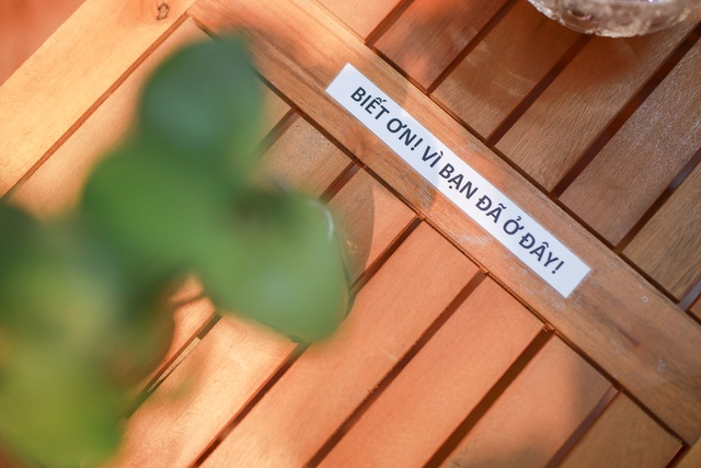 Thư viện miễn phí này được mở ra và duy trì với hy vọng phát triển văn hóa đọc tại Việt Nam.