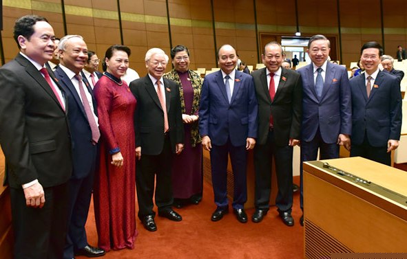 Đợi chờ kịch bản mùa thu