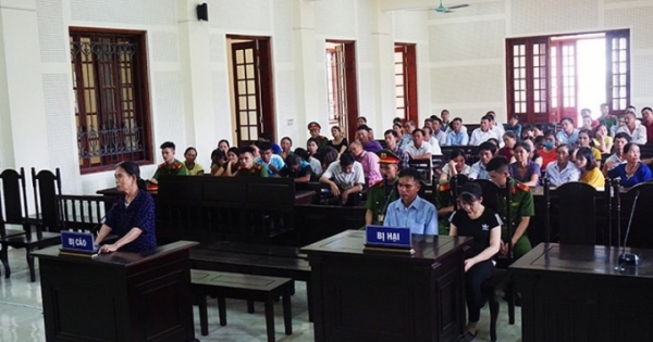 Nỗi đau phiên tòa bà nội sát hại cháu gái 11 tuổi