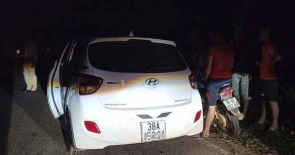 Tài xế cố thủ trong xe rồi nhấn ga hất CSGT văng lên nắp capo bỏ chạy hơn 3km