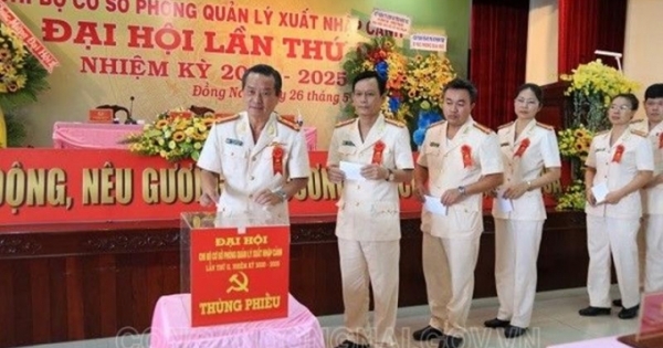 Phòng Quản lý xuất nhập cảnh Công an tỉnh Đồng Nai tổ chức thành công Đại hội điểm