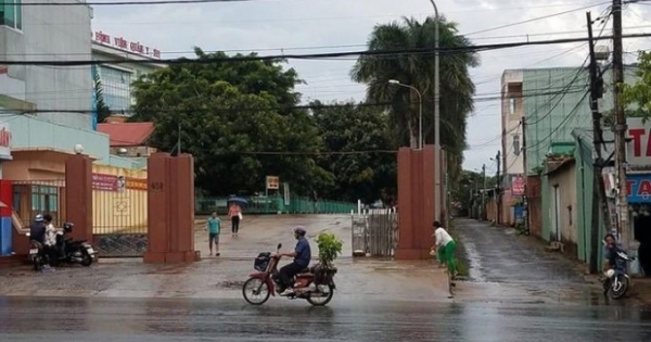 Giải cứu thiếu nữ khỏi nhóm thanh niên trêu ghẹo, trung tá công an bị chém trọng thương