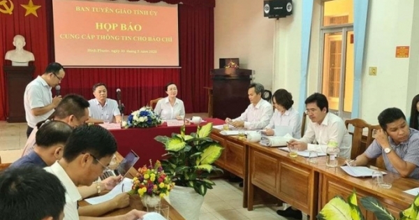 Tòa án Bình Phước lên tiếng việc bị cáo nhảy lầu tự tử tại trụ sở tòa sau khi nghe toà tuyên án