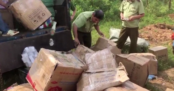 Lào Cai: Tiêu hủy hàng nghìn tuýp thuốc nhuộm tóc  không rõ nguồn gốc