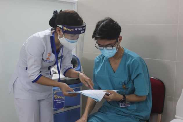 tiem-vac-xin-covid-19-4