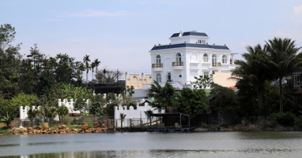 Lâm Đồng: Buộc chủ đầu tư tháo dỡ biệt thự xây dựng không phép tại Bảo Lộc