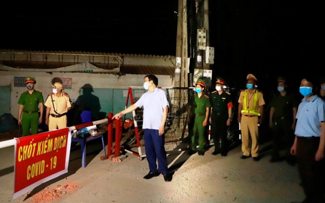 Lập 4 chốt kiểm soát dịch Covid-19 ở thôn Báo Văn 1, huyện Yên Lạc