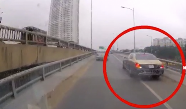 Chủ xe Mercedes đi lùi trên đường vành đai 3 vẫn chưa đến trình diện, dù 2 lần triệu tập