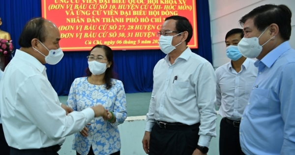 Chủ tịch nước Nguyễn Xuân Phúc làm việc tại Củ Chi