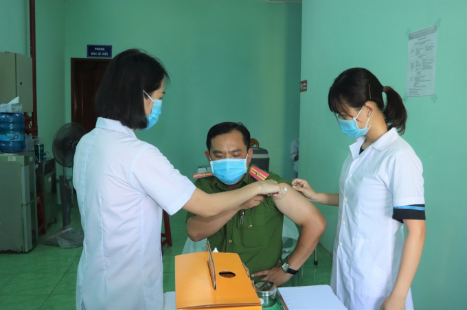 Tiêm Vaccine phòng Covid-19