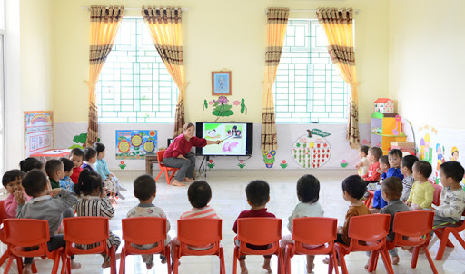 Trước diễn biến phức tạp của dịch bệnh Covid-19, Hải Phòng đã cho học sinh tiểu học, mầm non nghỉ học từ 10/5; học sinh THCS, THPT vẫn đi học bình thường.