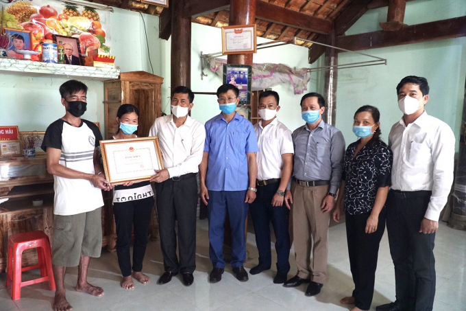 z2474116497502_c8a87e0a2c18c947213d44a5974fc4c8