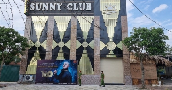 Đình chỉ 2 cán bộ Công an TP Phúc Yên vi phạm phòng chống dịch, bệnh Covid-19