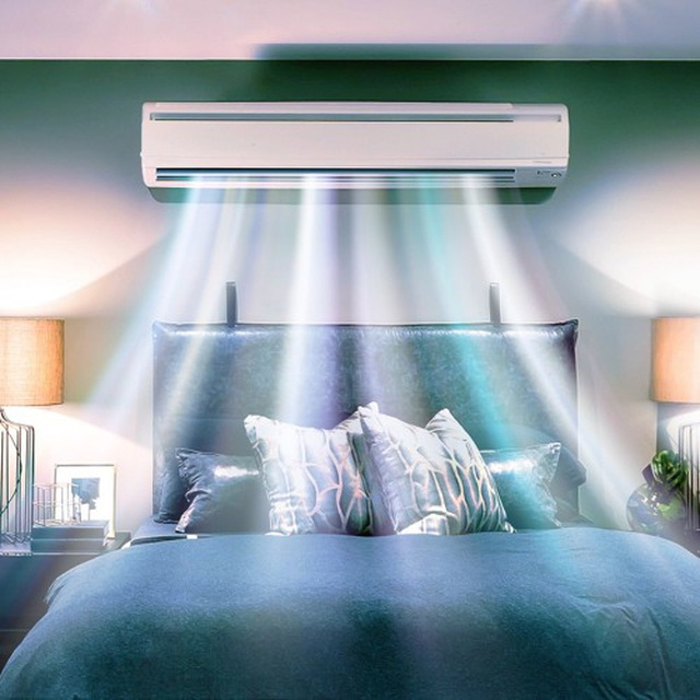 Vị trí lắp điều hòa thổi trực tiếp vào người khi nằm ngủ như các quảng cáo, hình ảnh giới thiệu về điều hòa là một sai lầm.