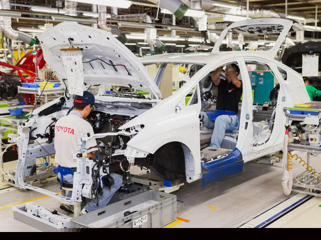 Doanh số bán hàng của Toyota trong năm tài chính 2021 giảm 4% so với năm tài chính 2020.