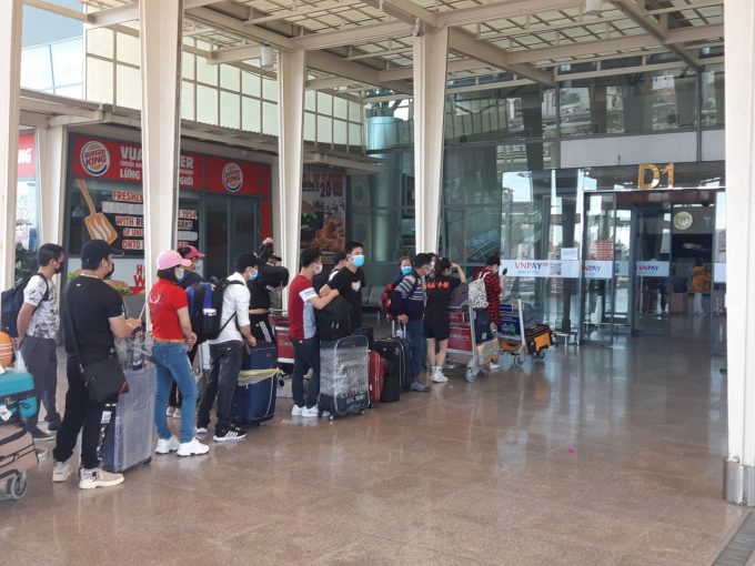 4bb47b9406b4f3eaaaa5