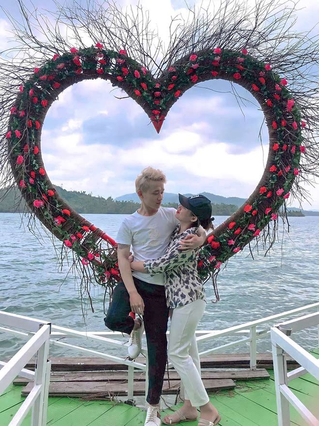 Vợ chồng Minh Châu đã làm lễ rước dâu để về sống chung