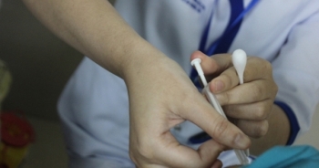 Việt Nam đã có gần 1 triệu người được tiêm vắc xin ngừa Covid-19