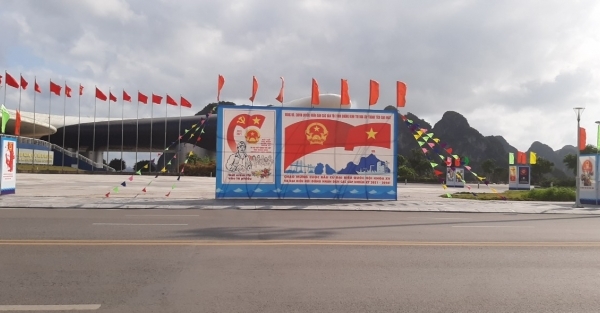 Quảng Ninh: Rực rỡ cờ hoa chào mừng ngày hội non sông