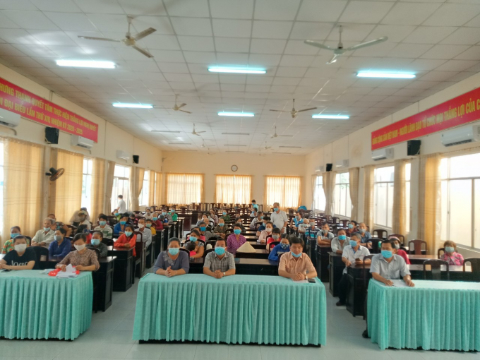 b8979749937f66213f6e