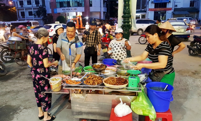 thuc_an_duong_pho_hl-16_42_19_671