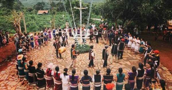 Nhớ tiếng cồng chiêng Mỹ Thạnh từng vang vọng khắp đất Tây Nguyên