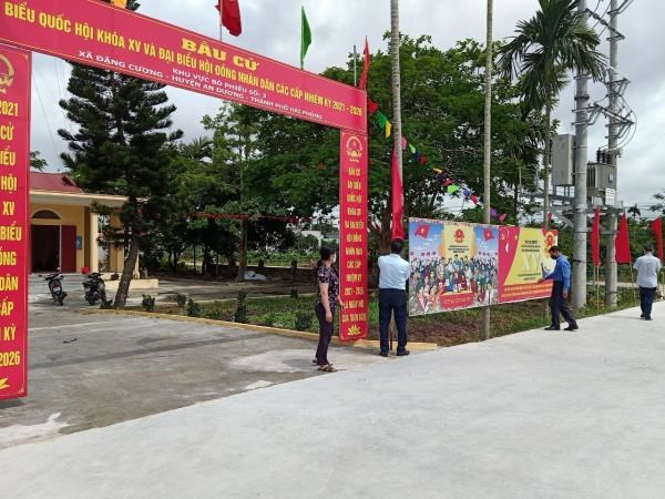 4-7ebff7edf7f741d18b0e52f293c8f526