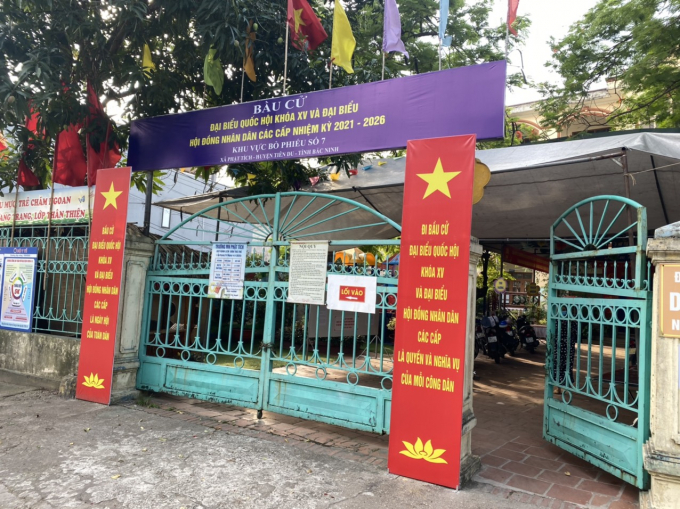 z2504676787703_88357afb2f2dd044c4ec4031db70d7cd