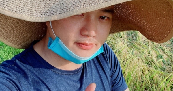 Thầy giáo xứ Nghệ với bài hát đi vào lòng người