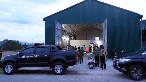 4F198795-E847-4627-8DF3-EE5A0C086FA4.