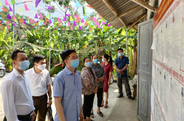 Uỷ ban bầu cử tỉnh Bắc Kạn yêu cầu thực hiện tốt các biện pháp phòng, chống dịch Covid-19 tại các địa điểm bỏ phiếu