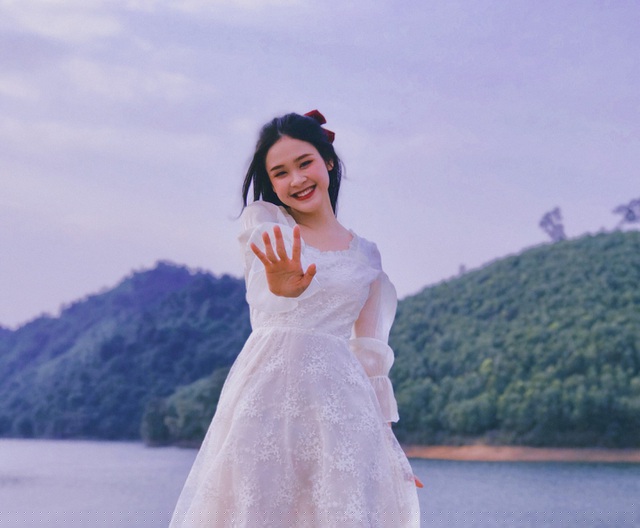 Vi thích đi đây đó nhưng kể từ khi dịch Covid-19 bùng phát Vi đều