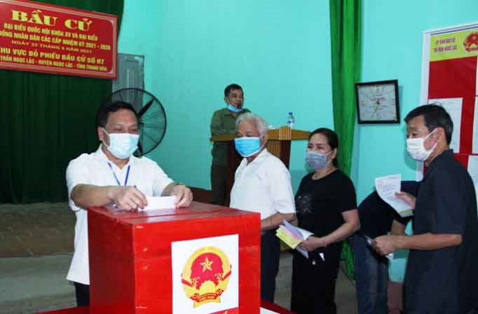 203AEC33-0C45-4682-8A89-5A02D46EAF0B.