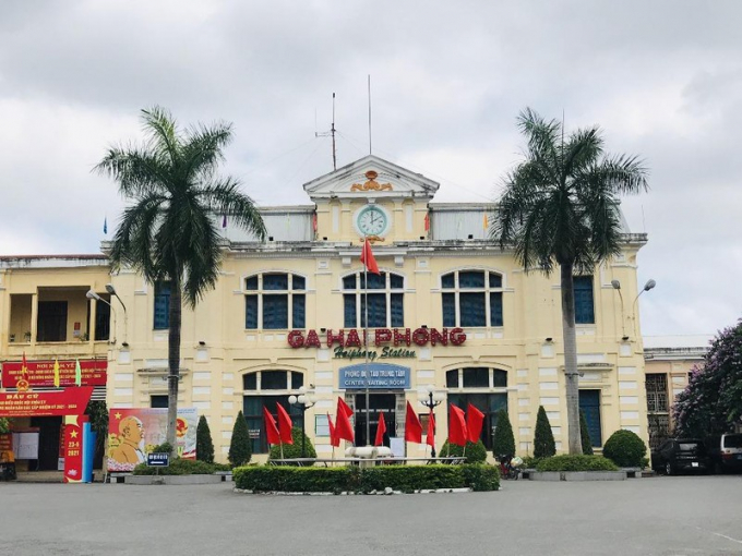 Ga Hải Ph&ograve;ng được x&acirc;y dựng từ thời Ph&aacute;p thuộc.