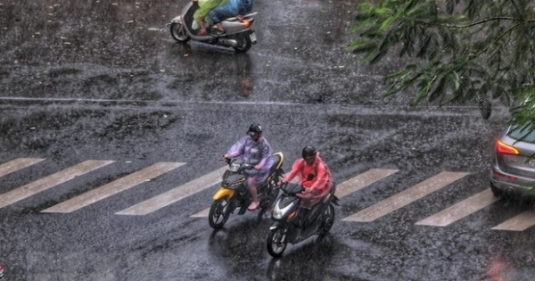 Đêm nay, nhiều khu vực trên cả nước có mưa rất to